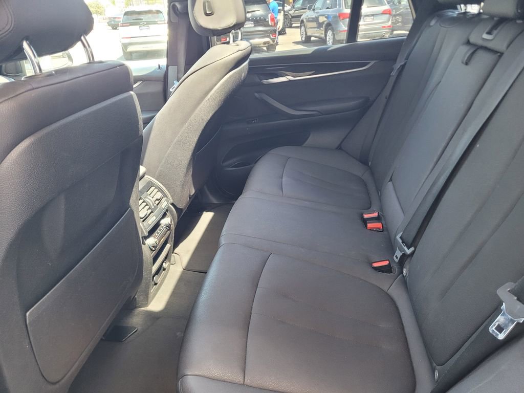 Used 2018 BMW X5 sDrive35i RWD image 8