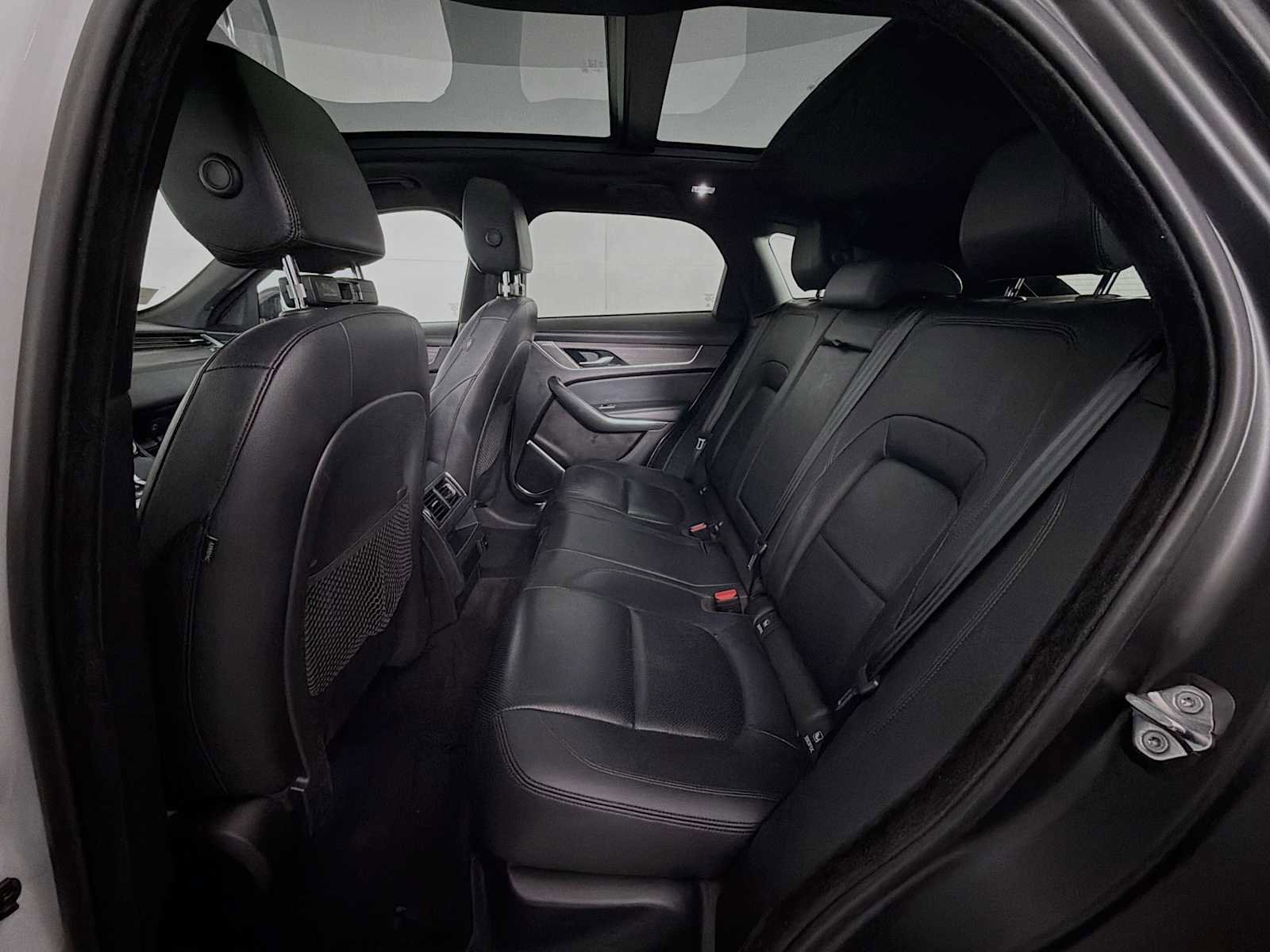 Used 2022 Jaguar F-PACE S image 22