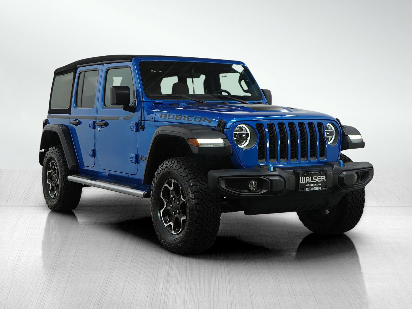 Used 2022 Jeep Wrangler Unlimited Rubicon 4xe w/ Cold Weather Group image 9