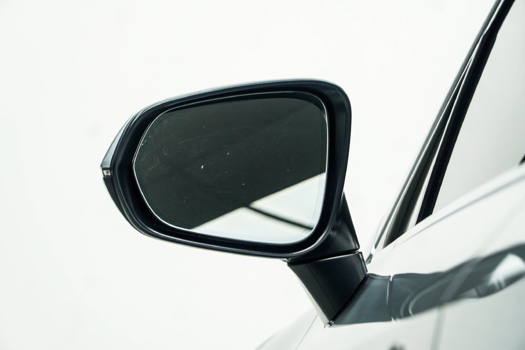 Used 2024 Lexus RX 350 Premium w/ Accessory Package (Z1) FWD image 18