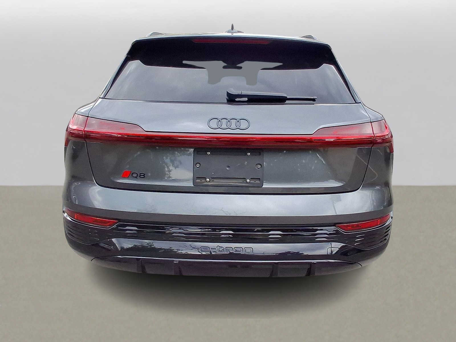 Used 2024 Audi Q8 e-tron Prestige AWD/4WD image 29