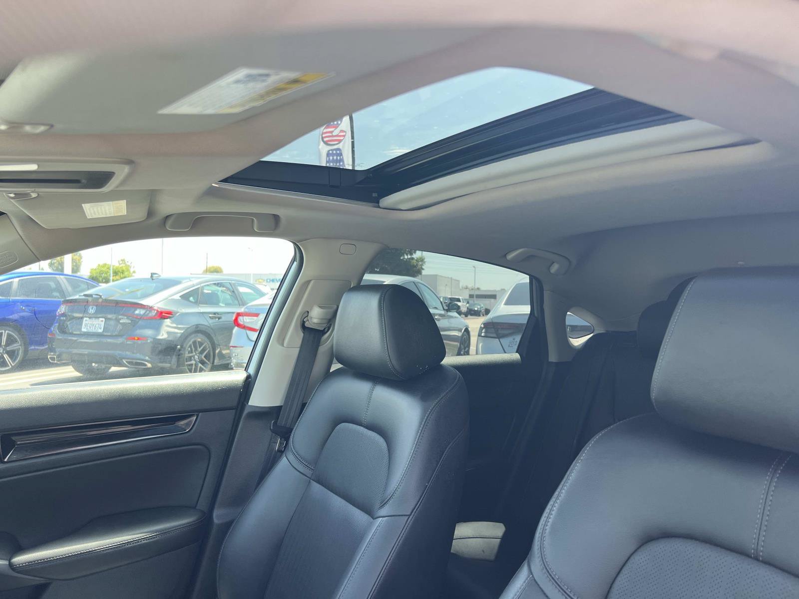 Certified 2024 Honda Civic EX-L image 18