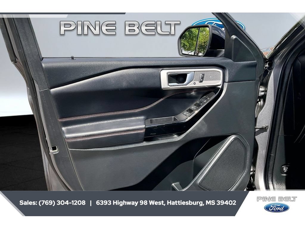 Certified 2022 Ford Explorer ST-Line w/ Class IV Trailer Tow Package RWD image 17
