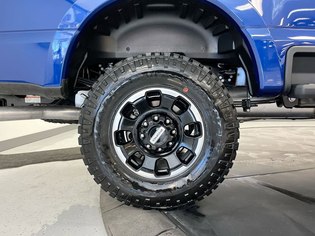 New 2026 Ford F350 4x4 Crew Cab Super Duty image 10