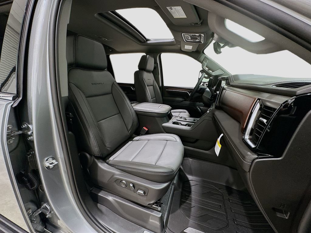 New 2026 GMC Sierra 2500 Denali w/ Denali Reserve Package image 30