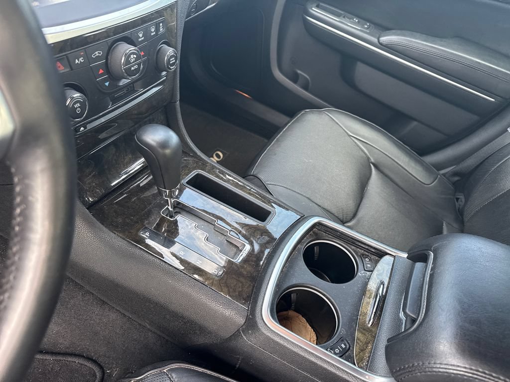 Used 2013 Chrysler 300 C w/ Light Group RWD image 29