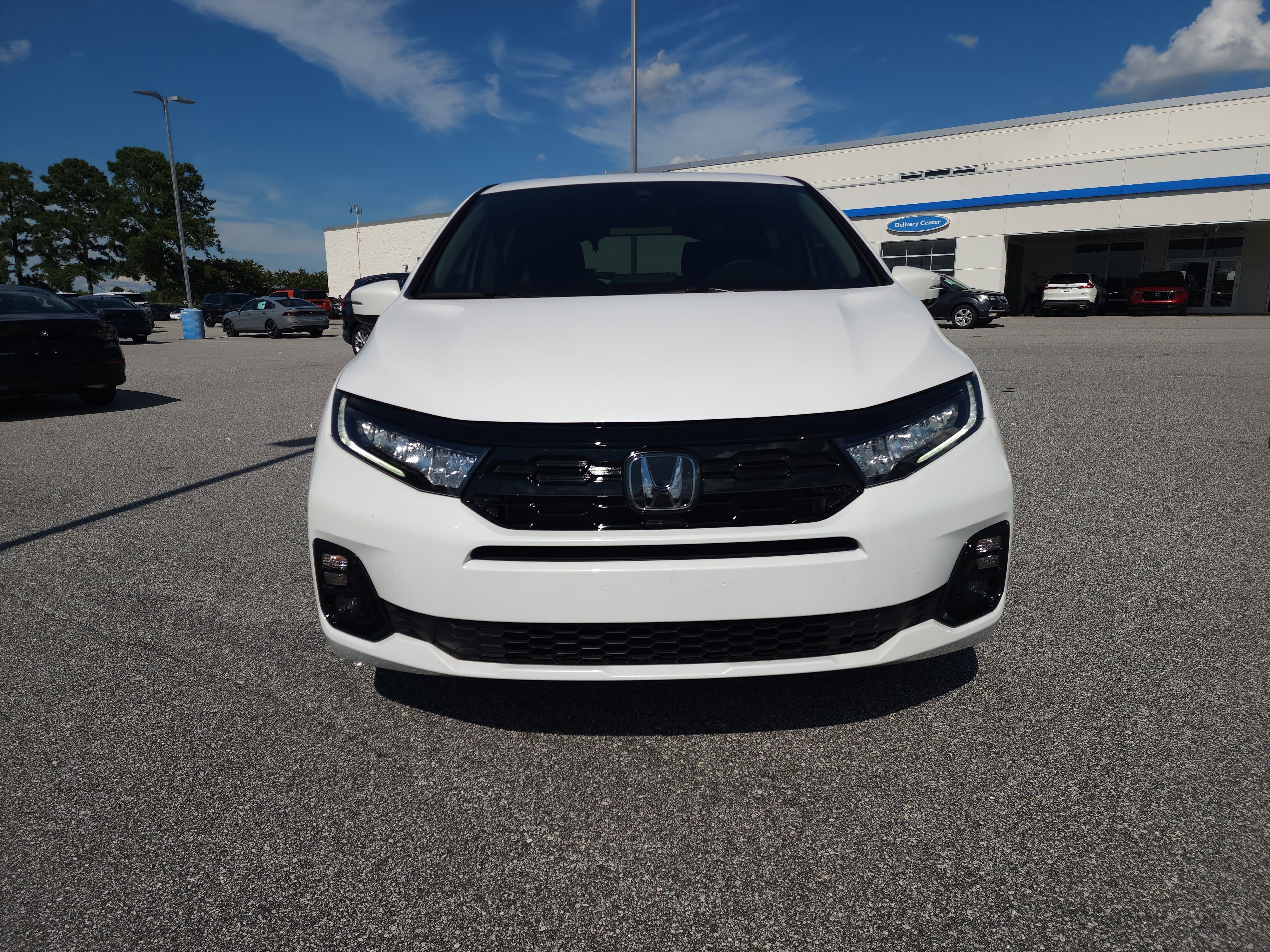 Used 2025 Honda Odyssey Elite image 10