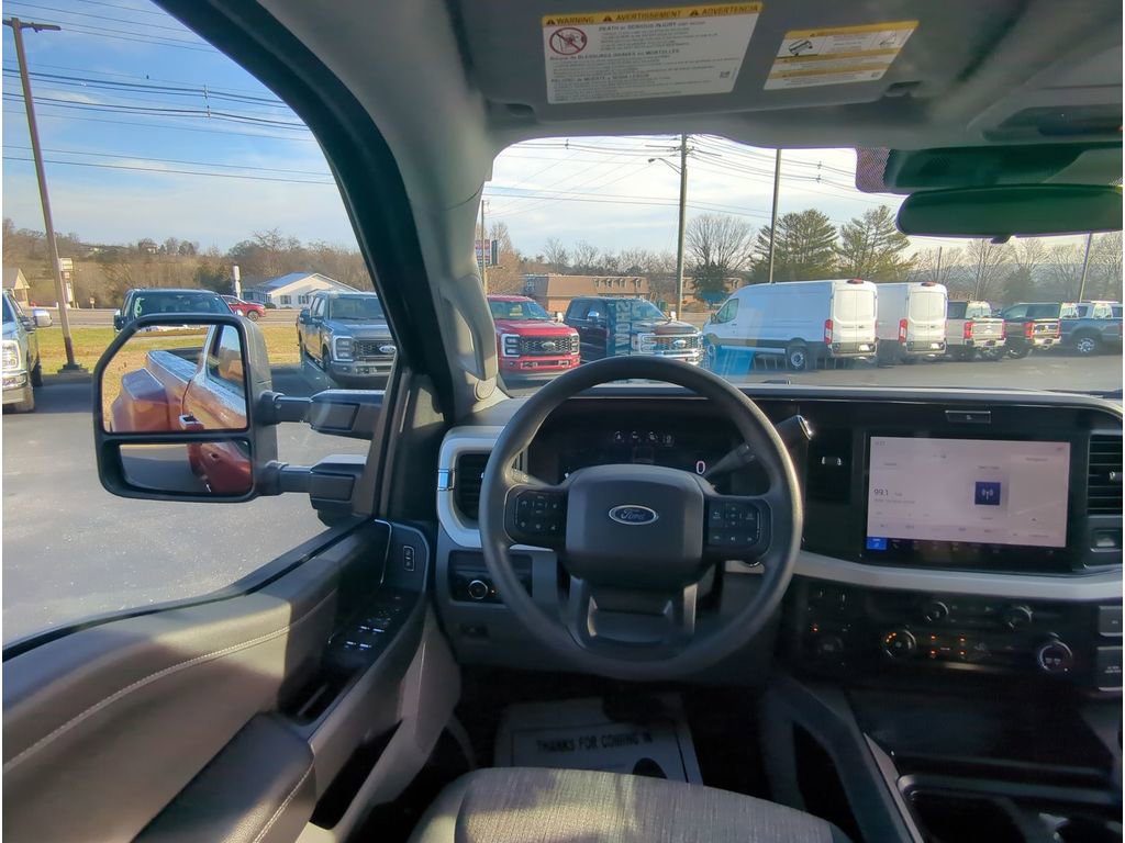 Used 2026 Ford F350 XLT w/ XLT Premium Package image 14