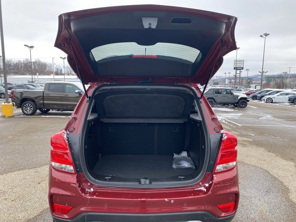 Certified 2022 Chevrolet Trax LT w/ Driver Confidence Package image 15