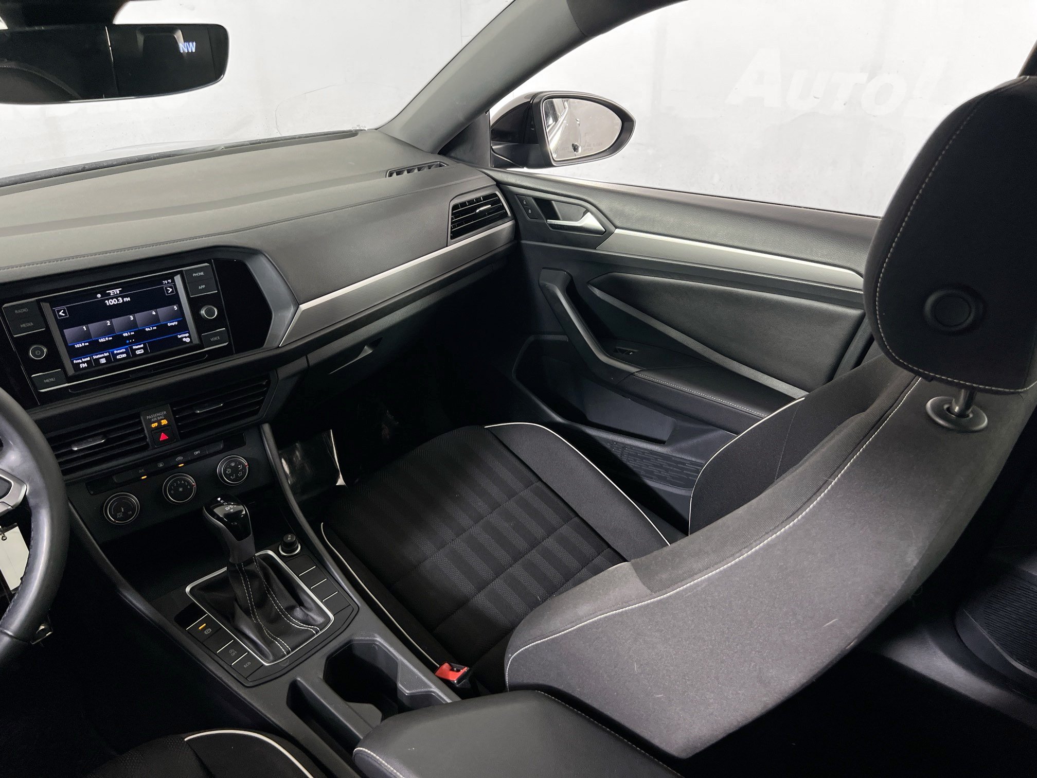 Used 2023 Volkswagen Jetta Sport FWD image 21