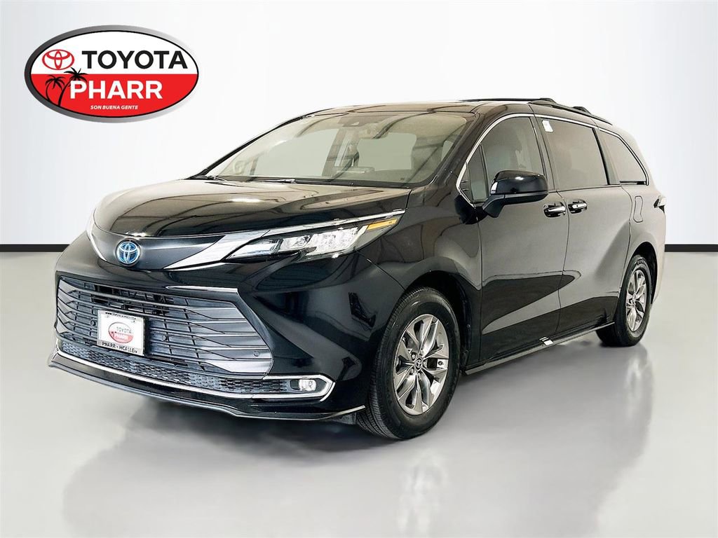 Used 2023 Toyota Sienna XLE w/ XLE Plus Package