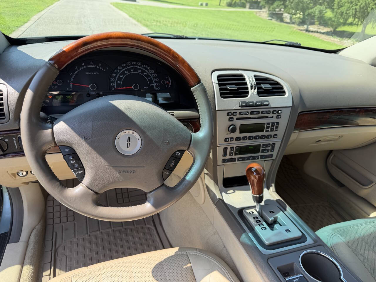Used 2006 Lincoln LS RWD image 11