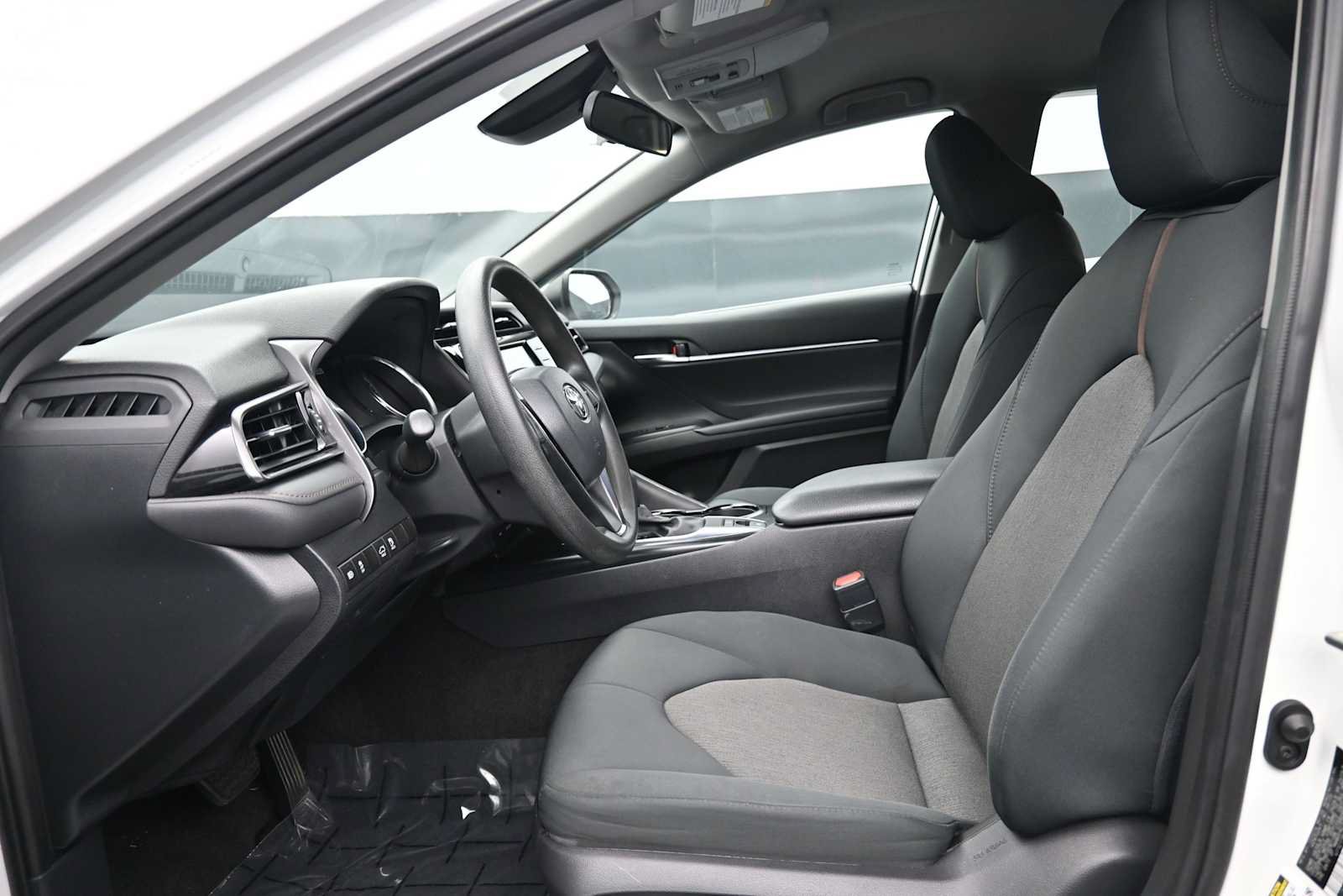 Used 2020 Toyota Camry LE w/ Cold Weather Package AWD/4WD image 10