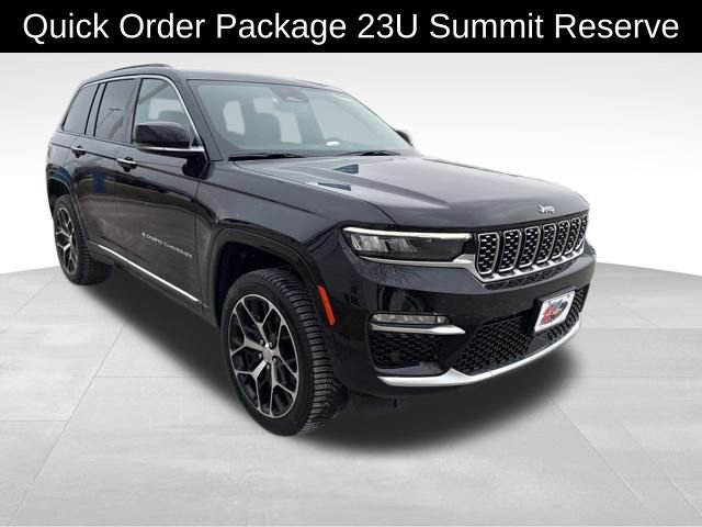 Used 2024 Jeep Grand Cherokee Summit image 4