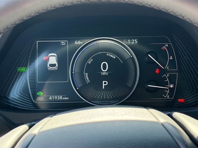 Used 2023 Lexus UX 250h F Sport w/ Accessory Package (Z2) image 13