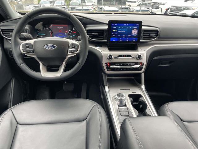 Used 2023 Ford Explorer XLT w/ Equipment Group 202A image 14
