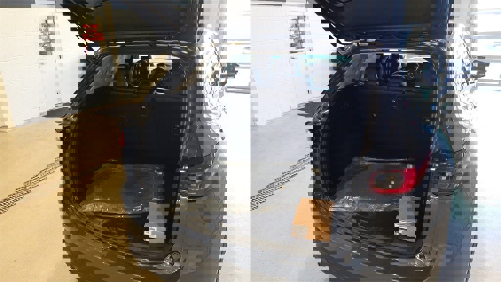 New 2025 MAZDA CX-5 Carbon Edition image 16