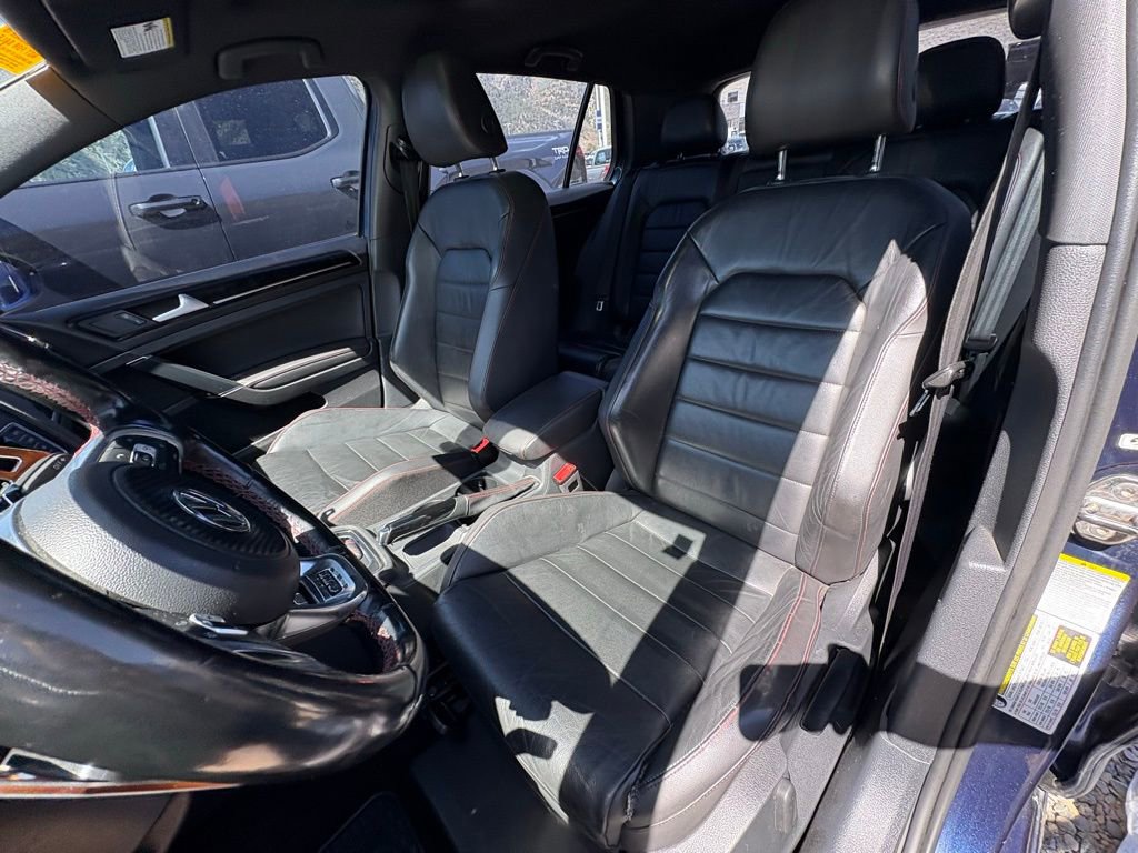 Used 2015 Volkswagen GTI SE FWD image 15