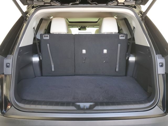 Used 2025 Toyota Grand Highlander AWD image 11