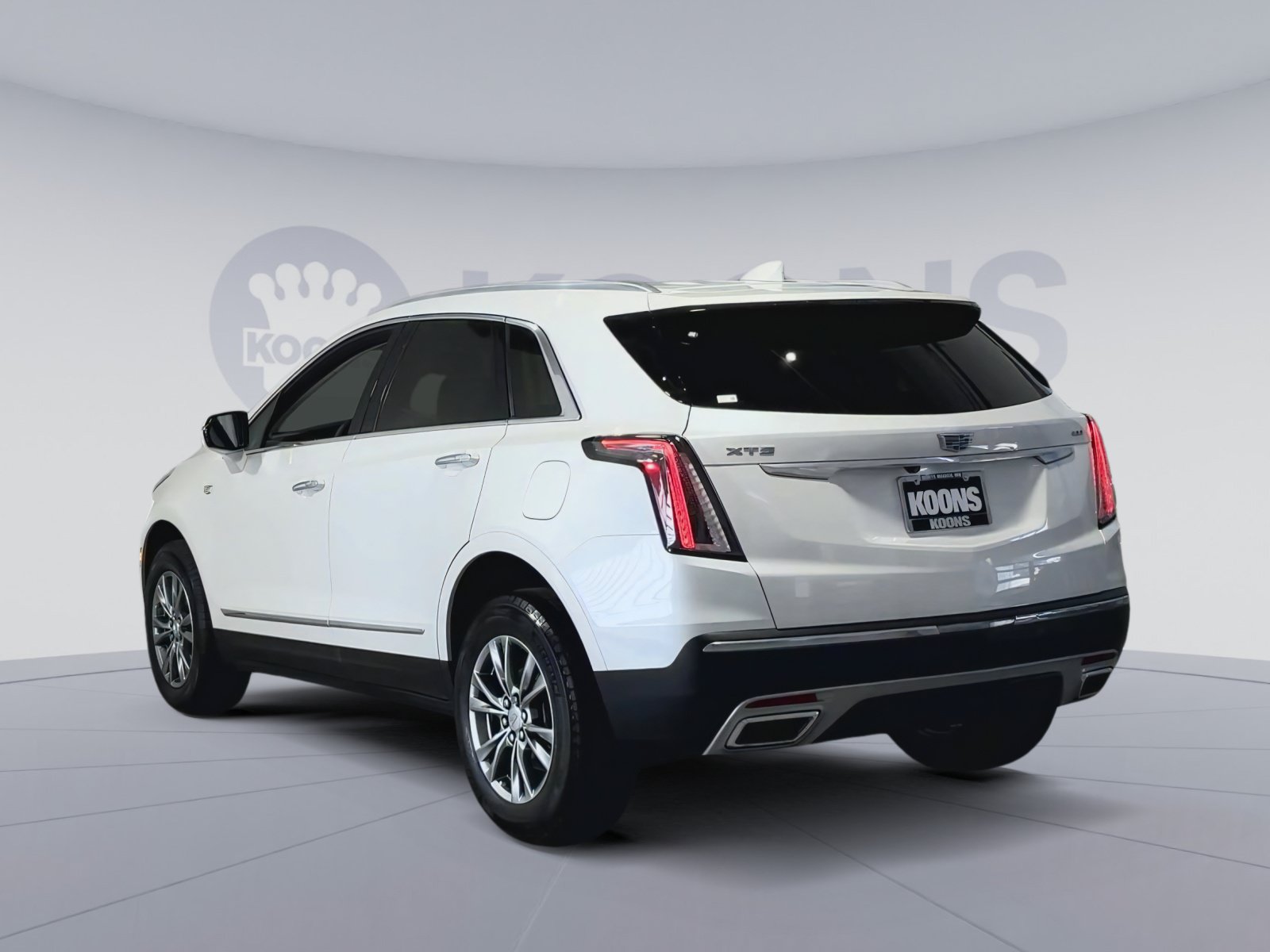 Used 2023 Cadillac XT5 Premium Luxury FWD image 8