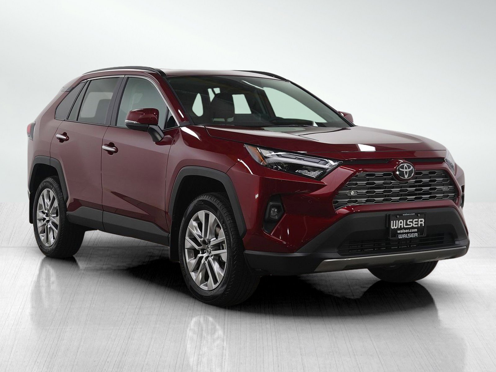 Used 2025 Toyota RAV4 Limited w/ Weather Package image 7