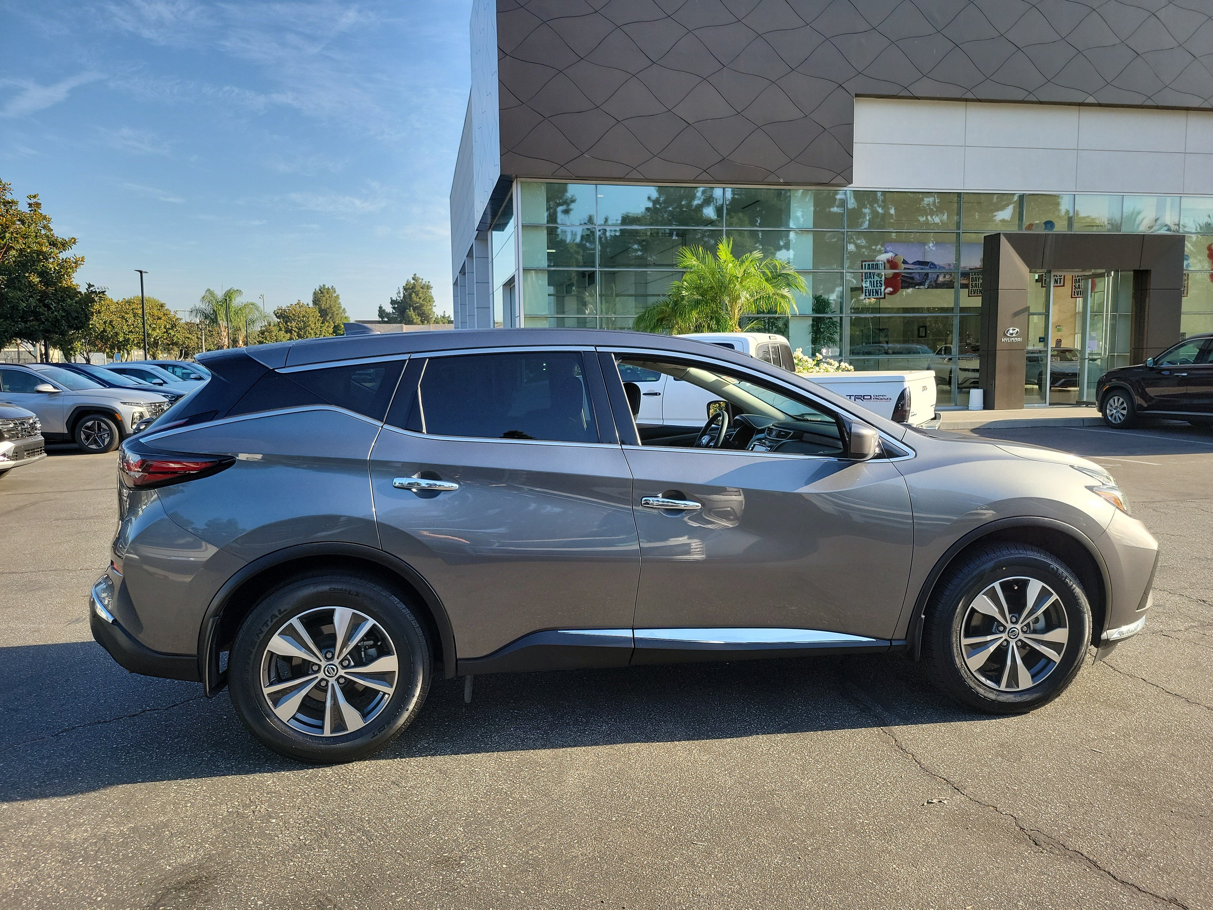 Used 2021 Nissan Murano S FWD image 5