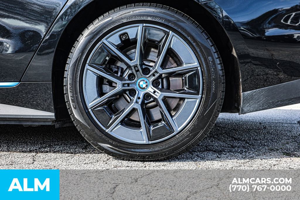 Used 2024 BMW i4 eDrive40 image 17