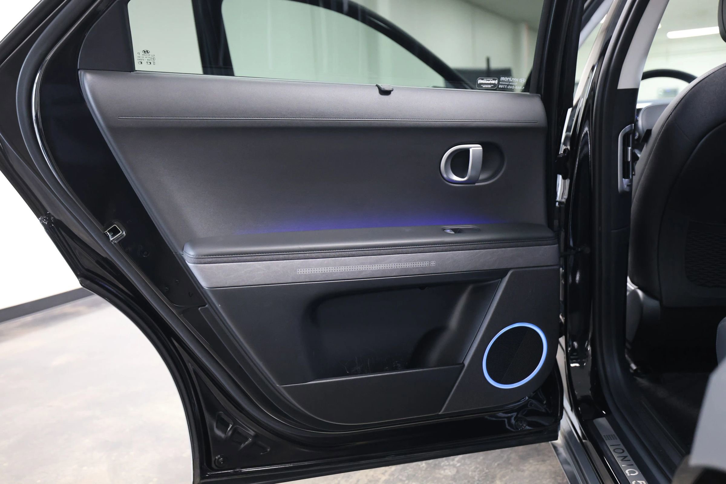 Used 2024 Hyundai Ioniq 5 Limited image 46