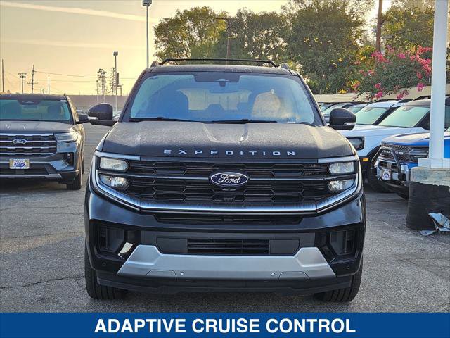 New 2025 Ford Expedition Max Platinum w/ Driver's Package image 8