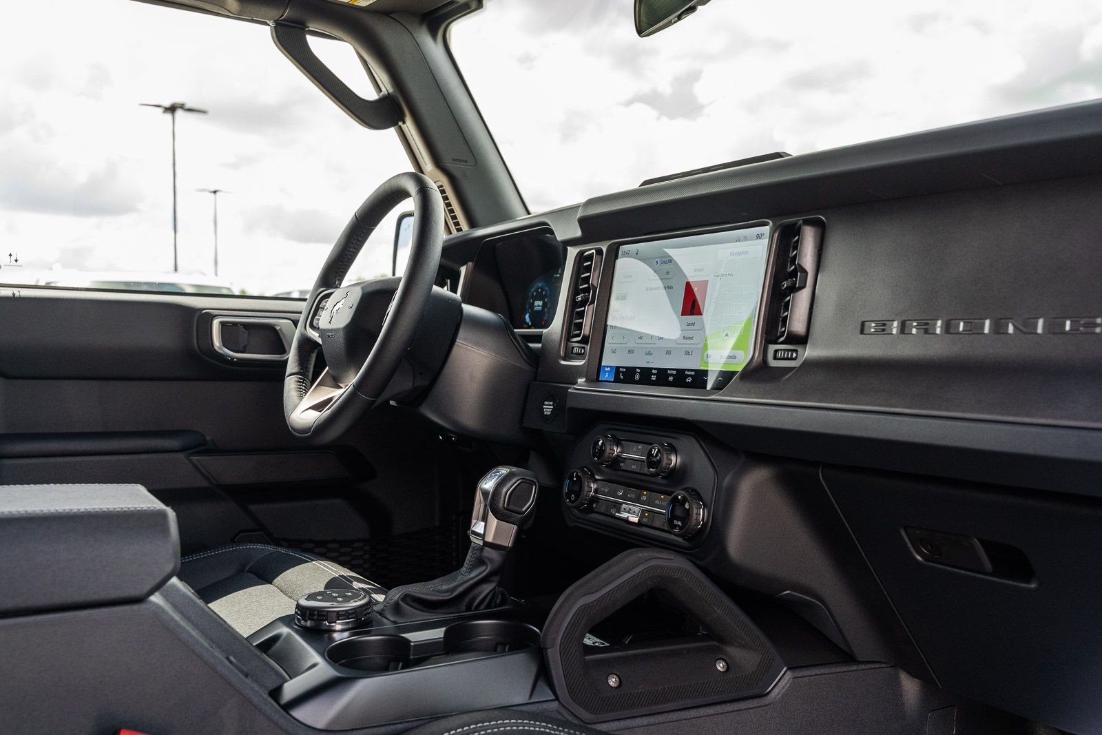 New 2026 Ford Bronco Badlands AWD/4WD image 8