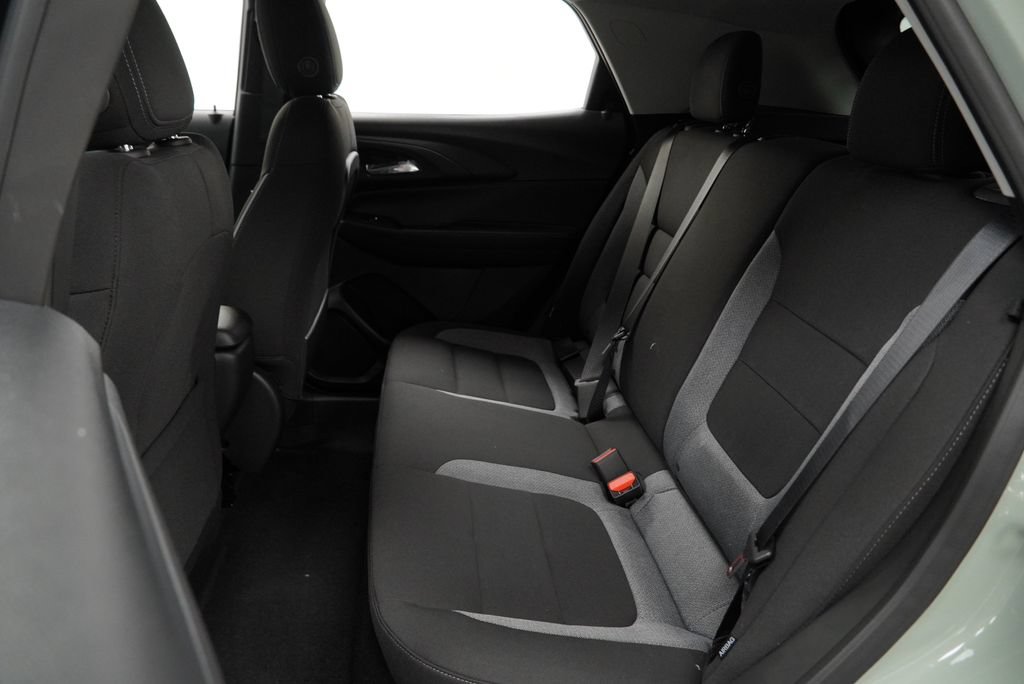 New 2026 Chevrolet TrailBlazer LT w/ LT Cold Weather Package FWD image 12