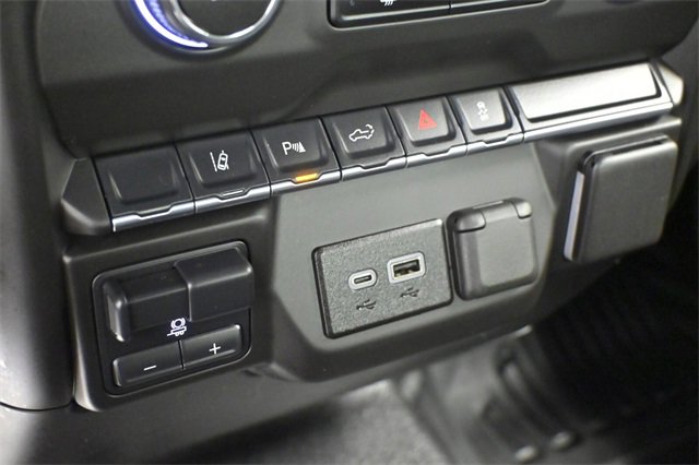 Used 2025 Chevrolet Silverado 3500 W/T w/ WT/CX Safety Package image 21