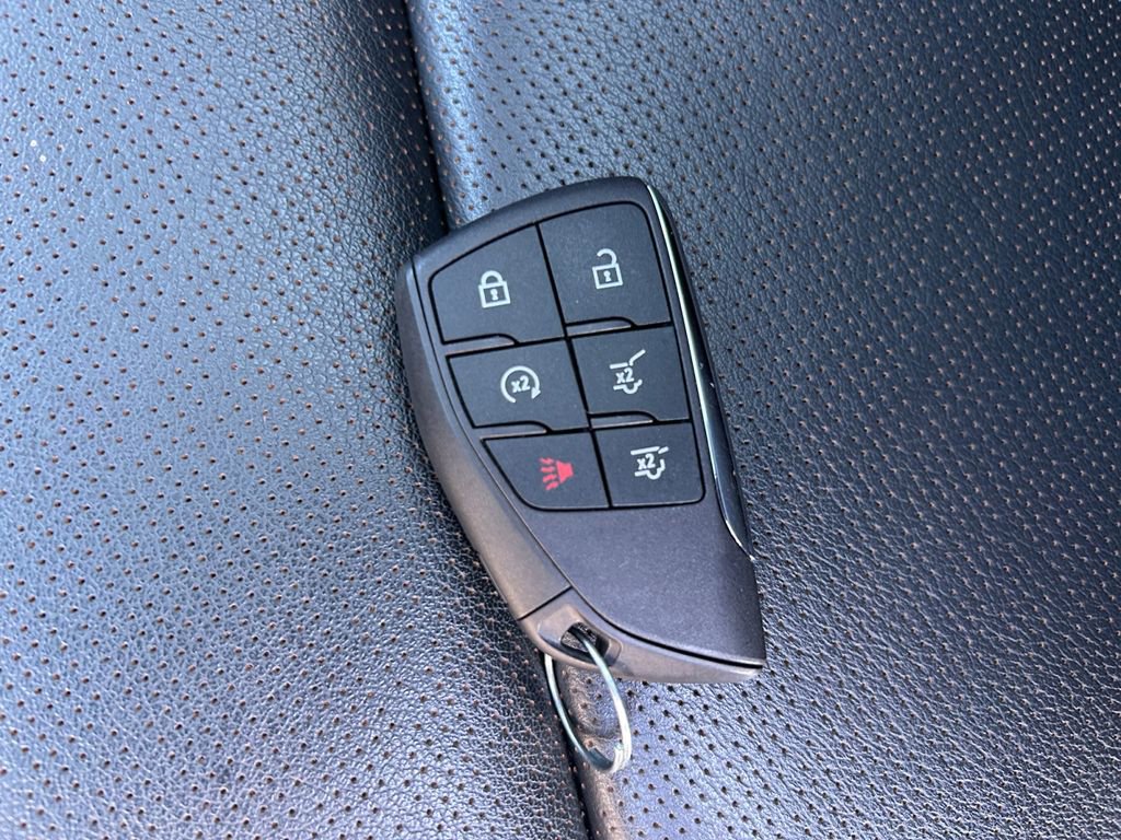 Used 2024 Chevrolet Tahoe High Country image 33