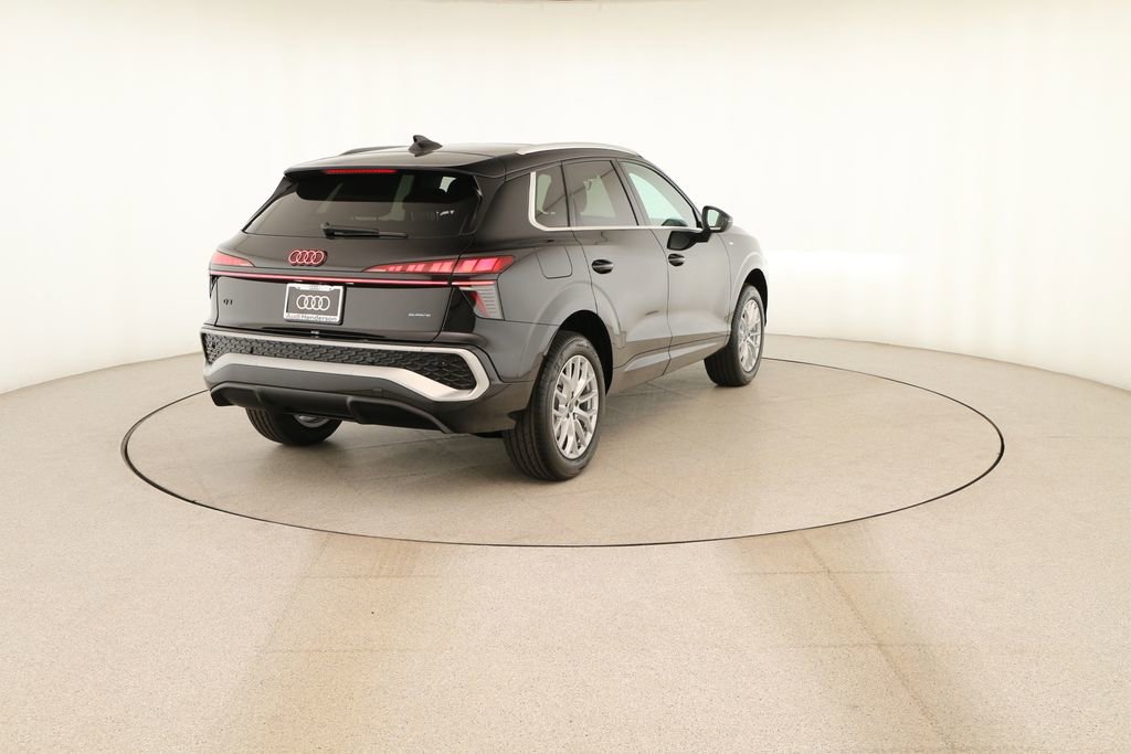 New 2026 Audi Q3 quattro 2.0T AWD/4WD image 6