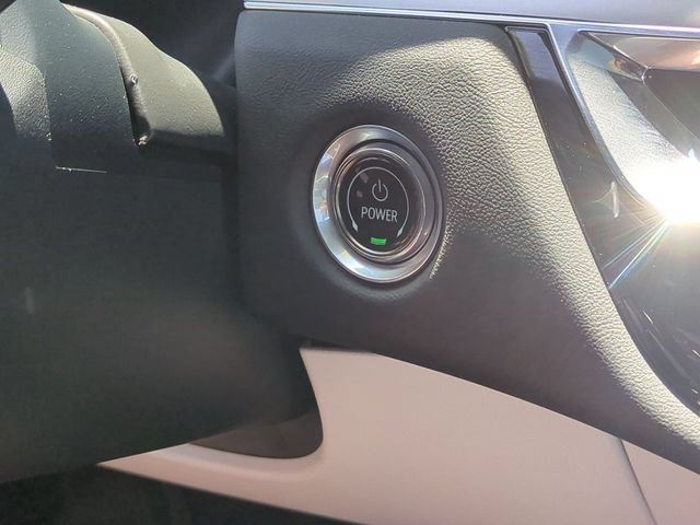 Certified 2024 Cadillac Lyriq Luxury RWD image 16