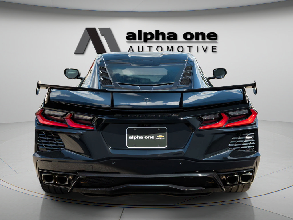 Used 2020 Chevrolet Corvette Stingray Coupe w/ Z51 Performance Package RWD image 10