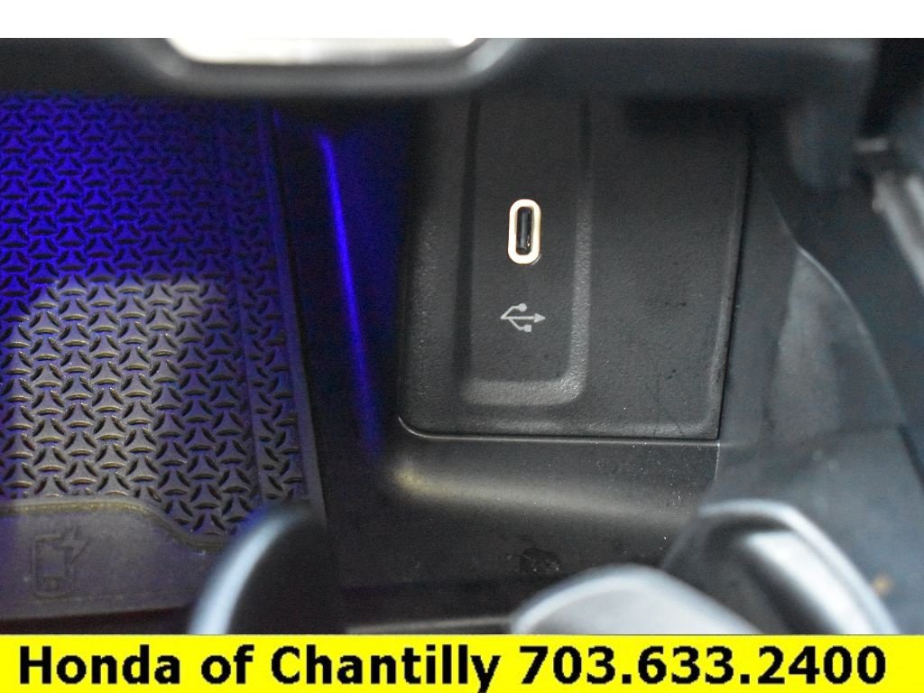 Used 2023 Mercedes-Benz GLC 300 4MATIC image 16