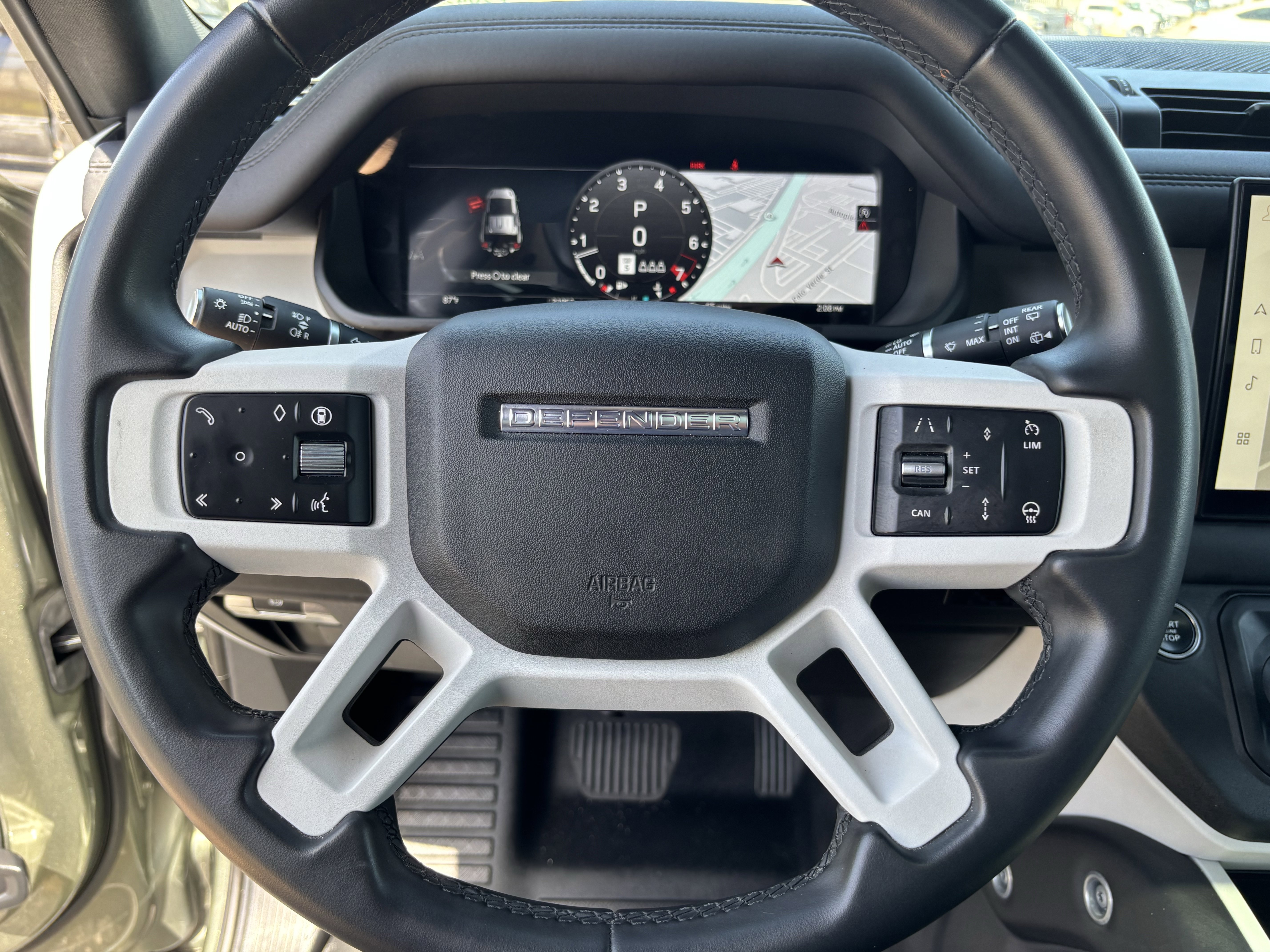 Used 2025 Land Rover Defender 110 S AWD/4WD image 29