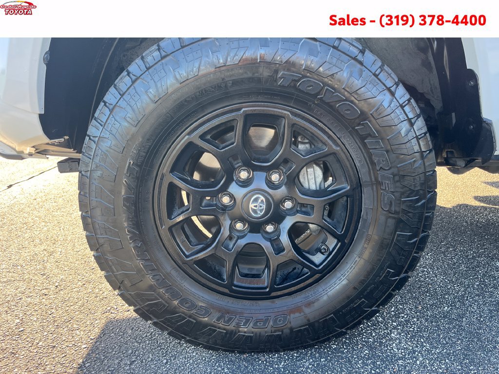 Certified 2020 Toyota Tacoma SR5 w/ Technology Package AWD/4WD image 12