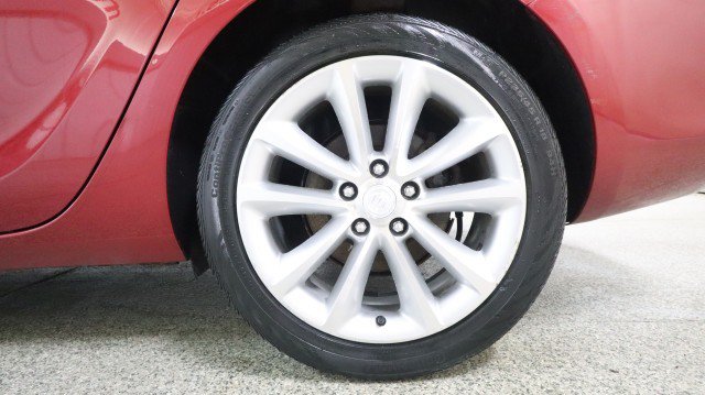 Used 2013 Buick Verano Leather FWD image 24