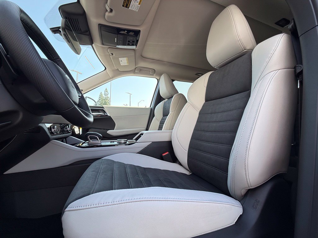 New 2026 Mitsubishi Outlander SE AWD/4WD image 36