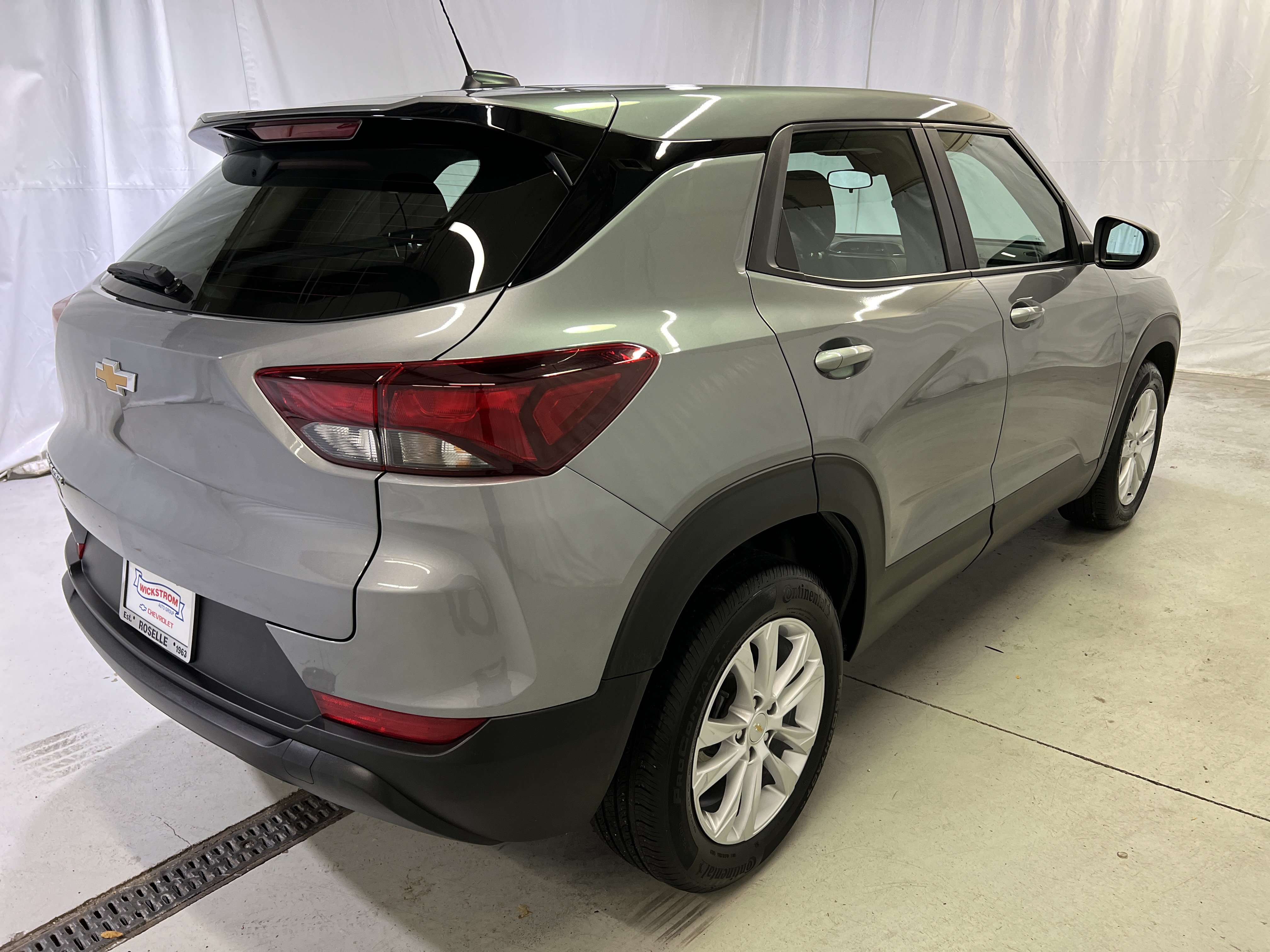 Used 2023 Chevrolet TrailBlazer LS FWD image 11