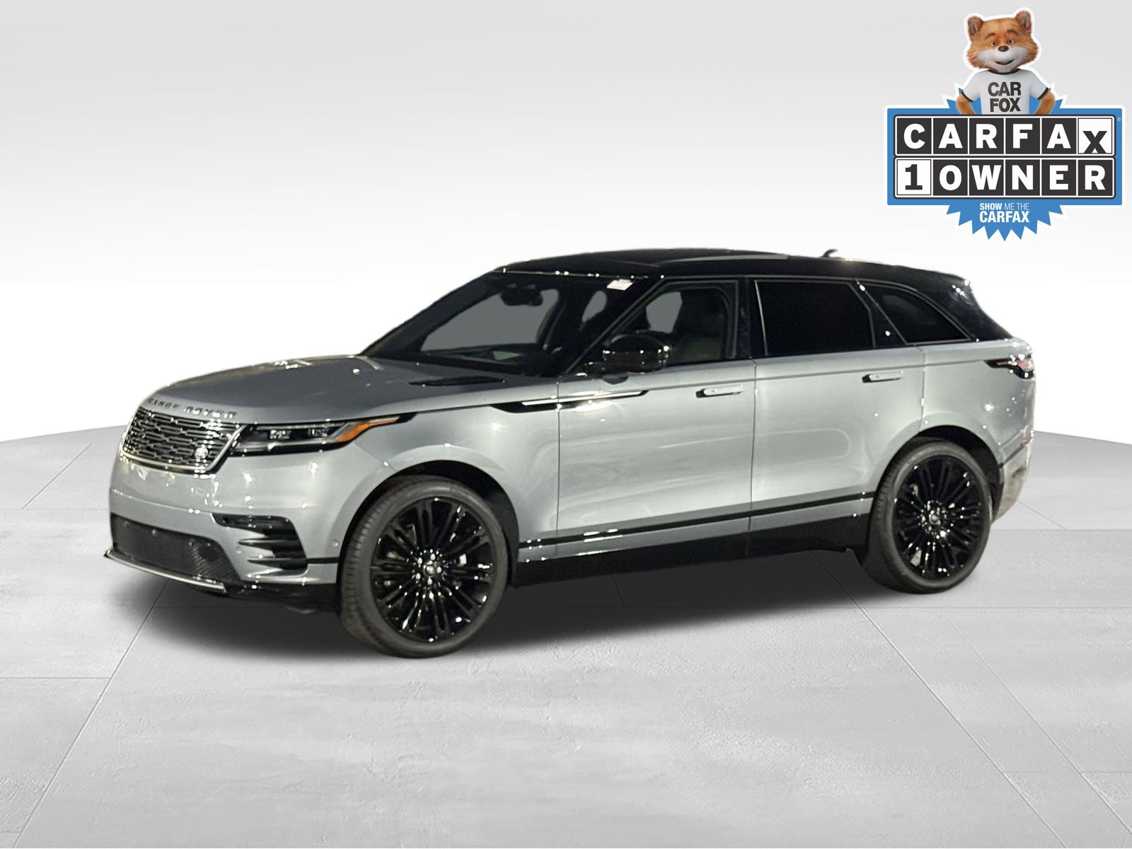 New 2026 Land Rover Range Rover Velar Dynamic SE AWD/4WD image 3