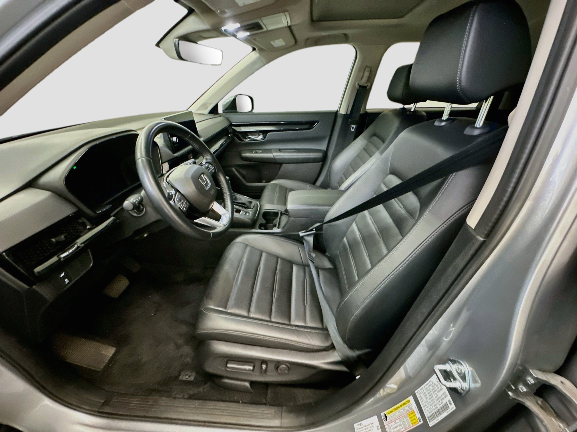 Used 2025 Honda CR-V EX-L image 13