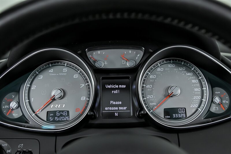 Used 2011 Audi R8 V8 AWD/4WD image 22