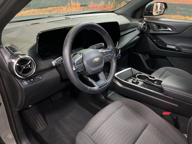 Used 2026 Chevrolet Equinox LT FWD image 21