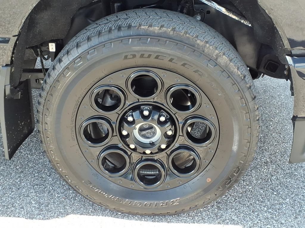 Used 2024 Ford F250 Lariat w/ Lariat Ultimate Package AWD/4WD image 9