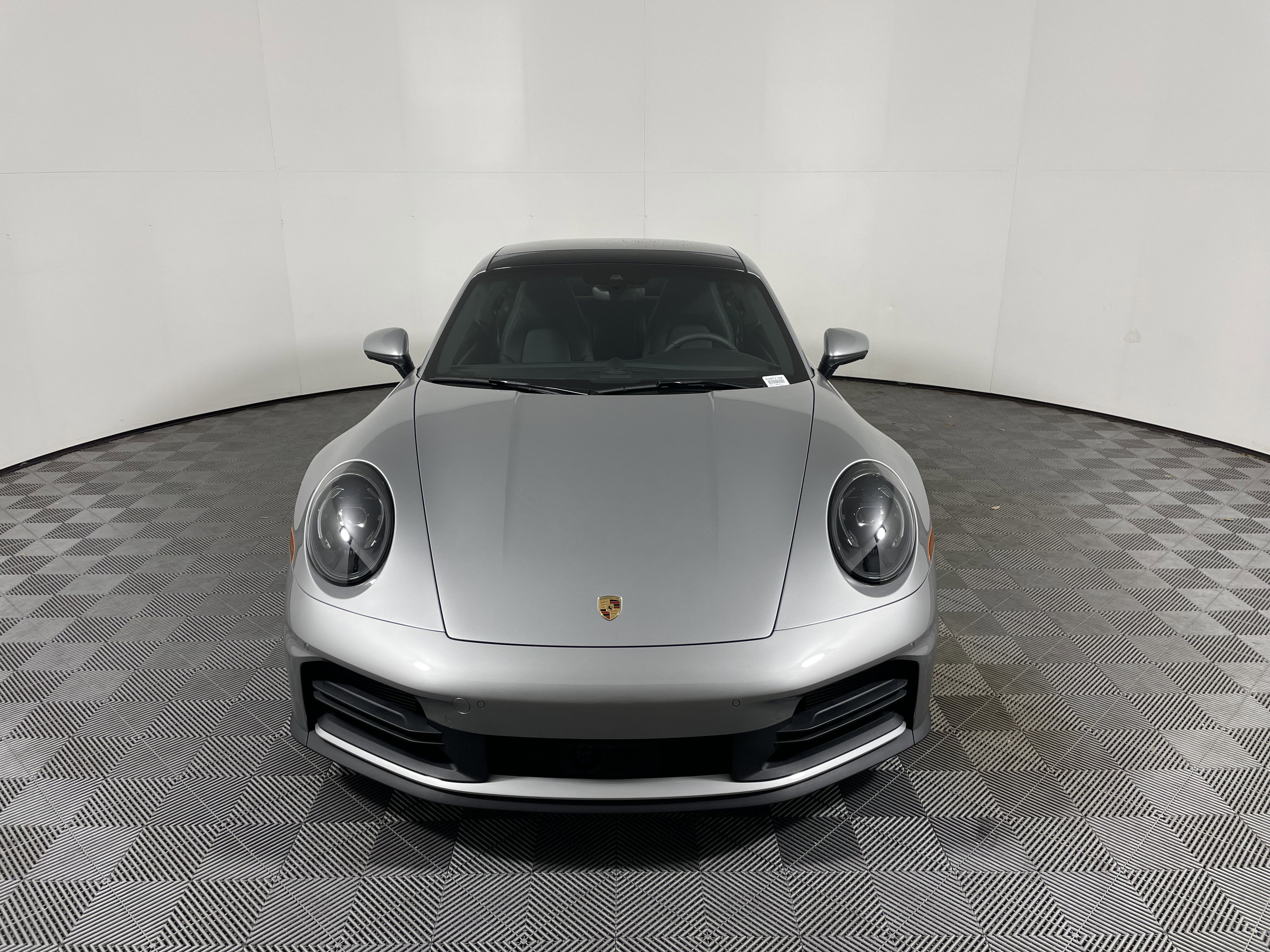 Used 2025 Porsche 911 Carrera image 10