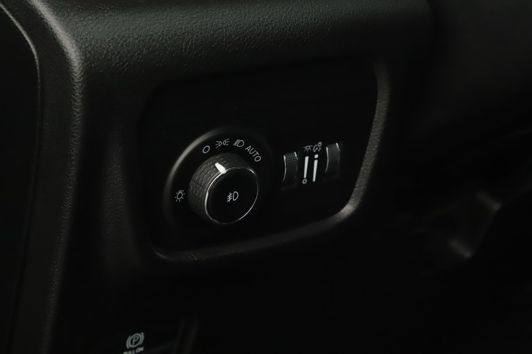 Used 2021 Jeep Grand Cherokee L Limited image 8