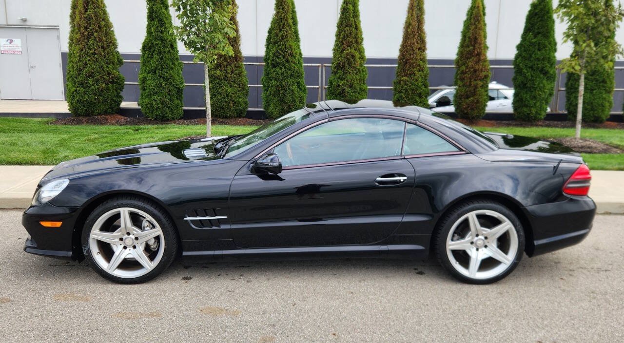 Used 2011 Mercedes-Benz SL 550 image 19